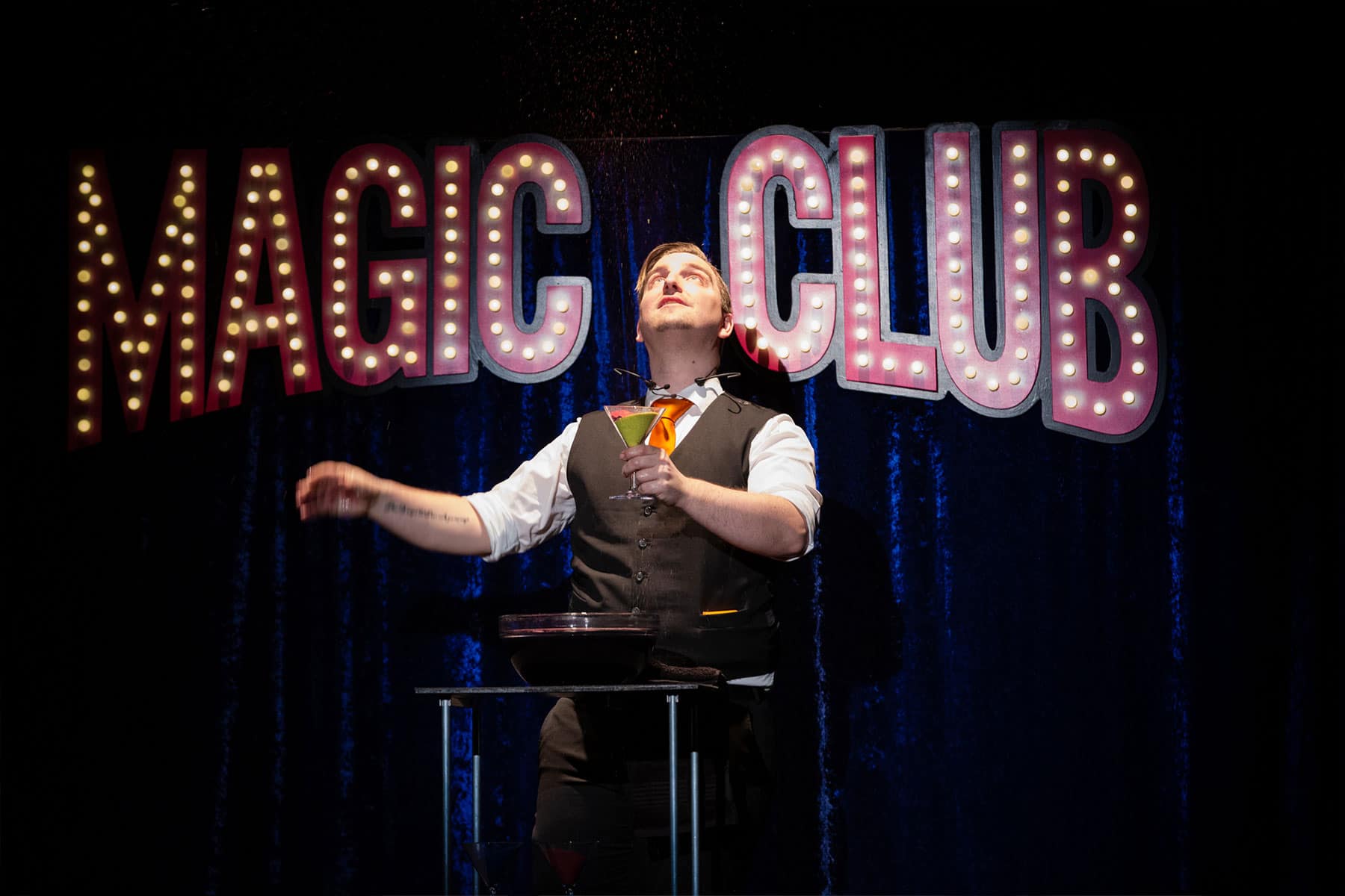 Anders Fox Stage show